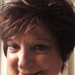 Meet your Posher, Paula